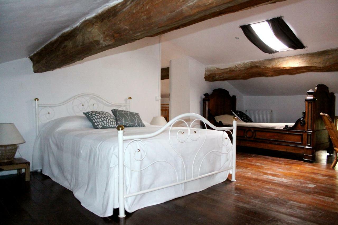 La Luciole Holiday home *